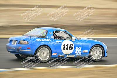 media/Jan-26-2025-CalClub SCCA (Sun) [[cfcea7df88]]/Group 1/Race/